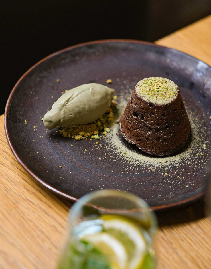 CHOCOLATE & PISTACCHIO FONDANT